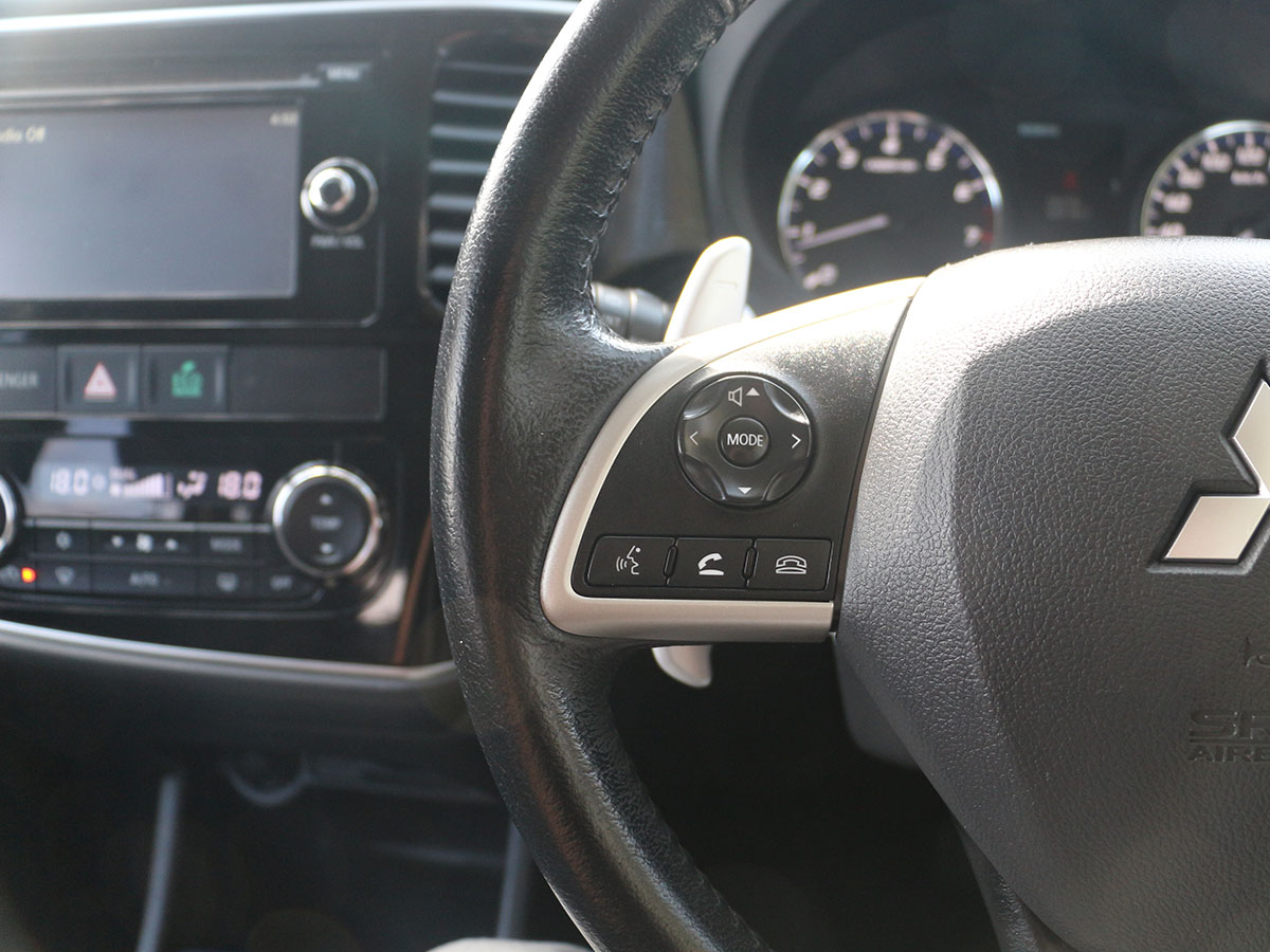 2014 Mitsubishi Outlander XLS 2.4L Petrol 4WD 7 Seater