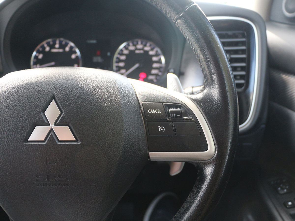 2014 Mitsubishi Outlander XLS 2.4L Petrol 4WD 7 Seater