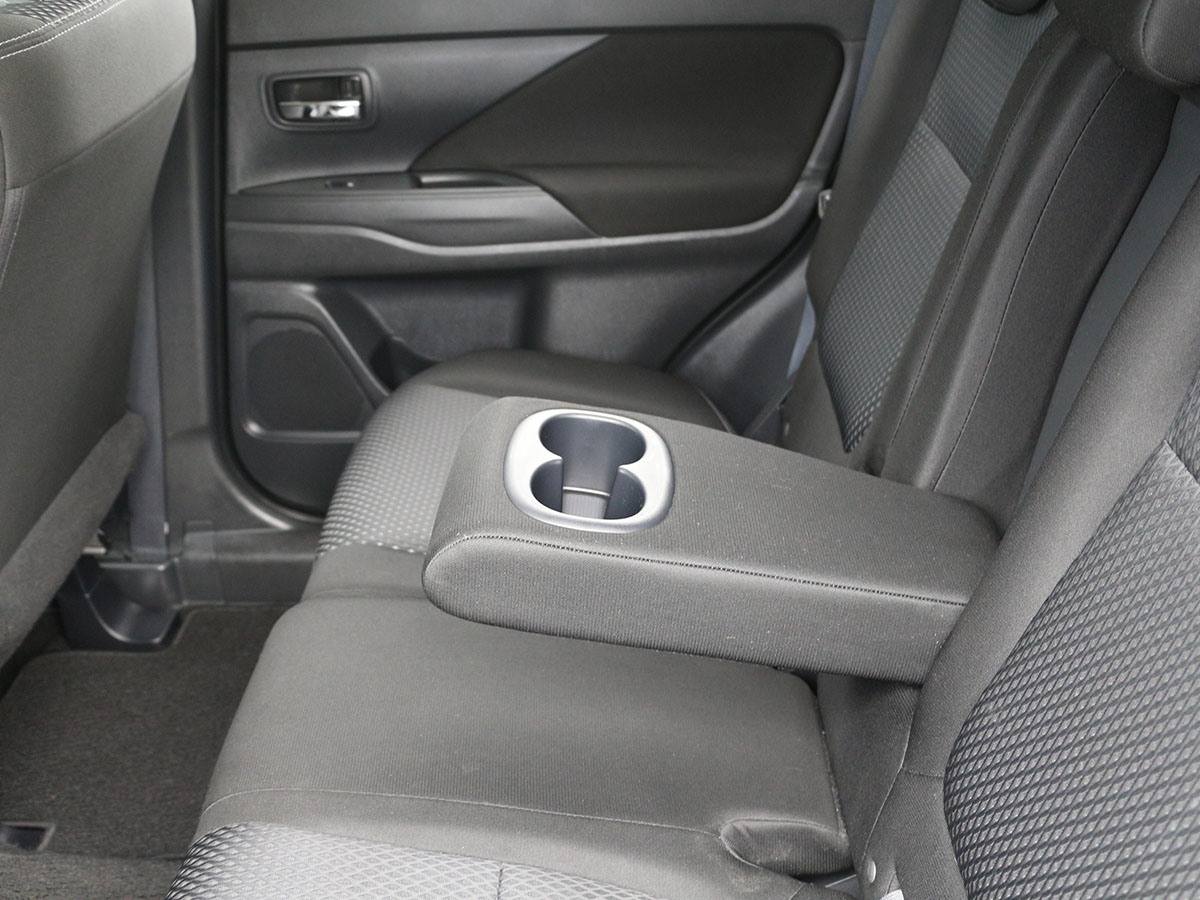 2015 Mitsubishi Outlander XLS 2.3L Diesel 4WD Automatic