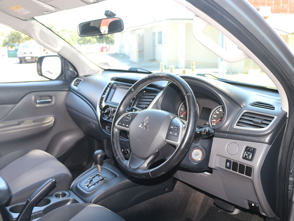 2015 Mitsubishi Triton GLXR 2.4L Diesel Turbo 2WD Auto