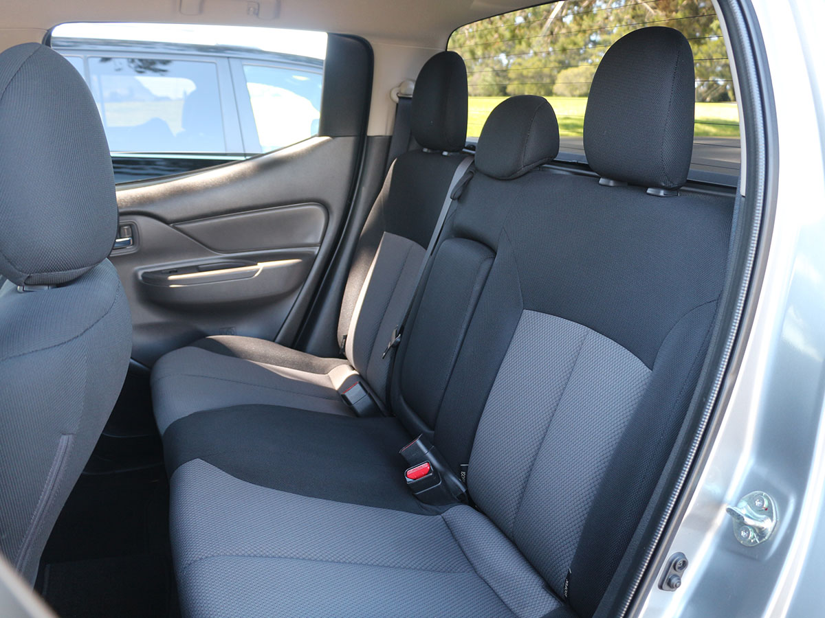 2015 Mitsubishi Triton GLXR 2.4L Diesel Turbo 2WD Auto