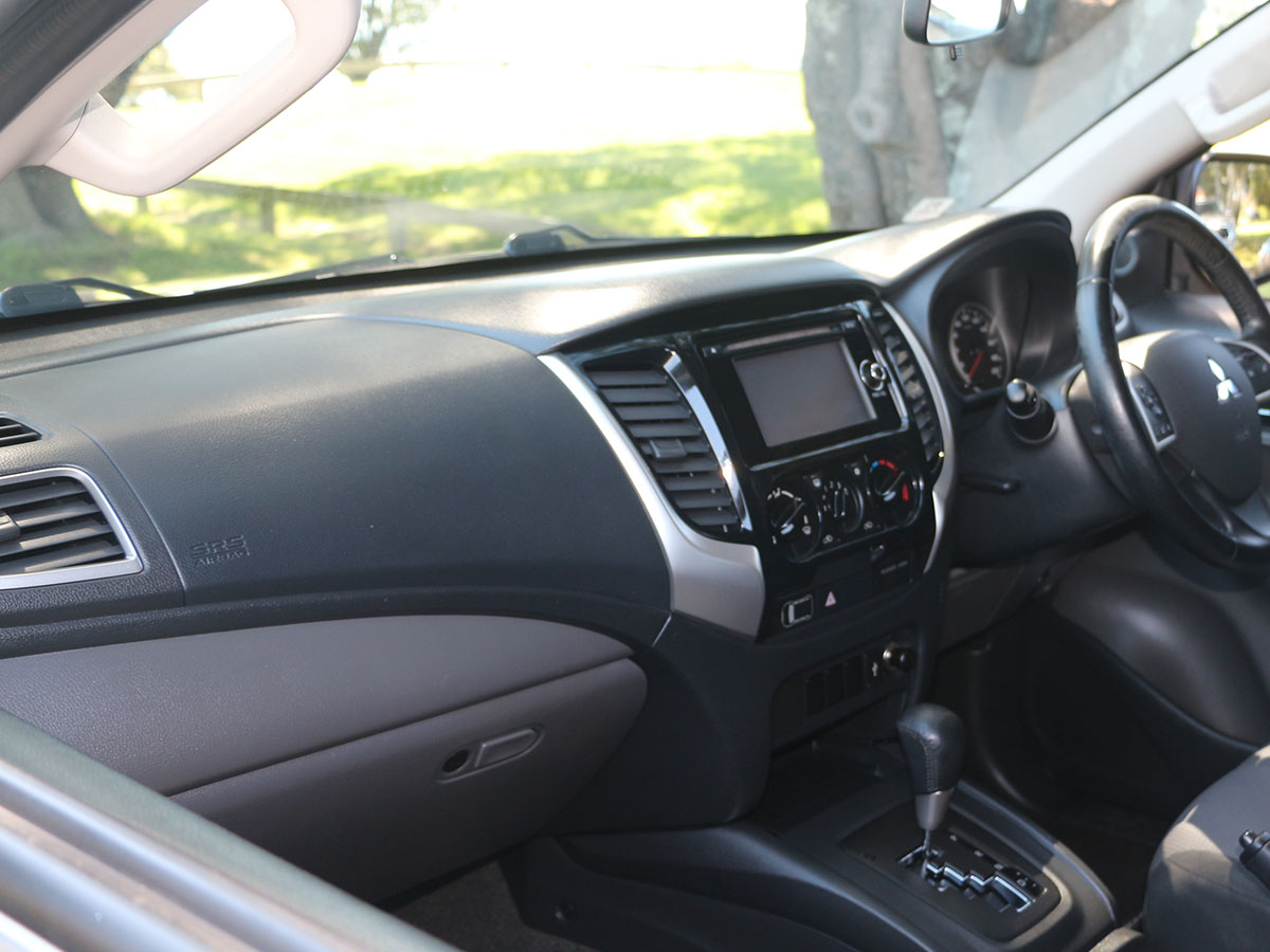 2015 Mitsubishi Triton GLXR 2.4L Diesel Turbo 2WD Auto