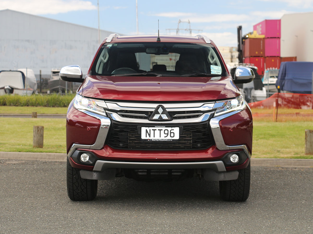 2016 Mitsubishi Pajero Sport VRX 2.4L Diesel 4WD 8 Speed Automatic