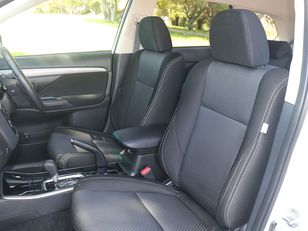 2018 Mitsubishi Outlander LS 2.0 Litre 2WD 7 Seater