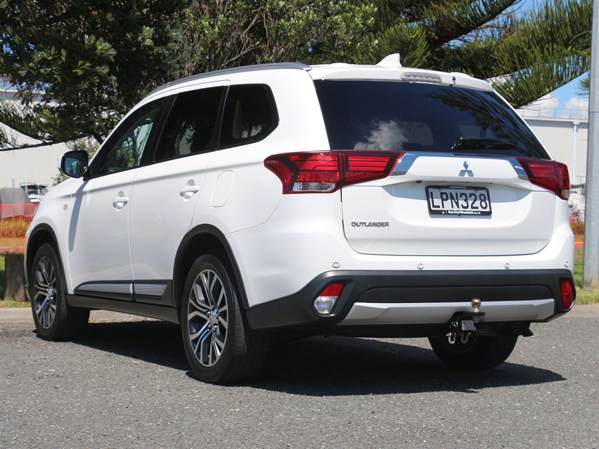 2018 Mitsubishi Outlander LS 2.0 Litre 2WD 7 Seater