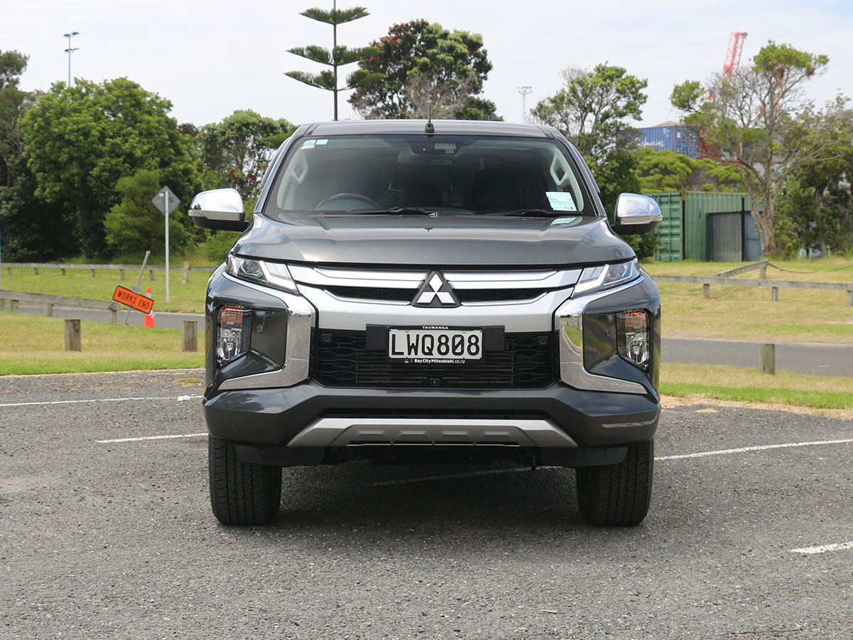 2018 Mitsubishi Triton VRX 2.4L Diesel Turbo 4WD 6 speed Auto