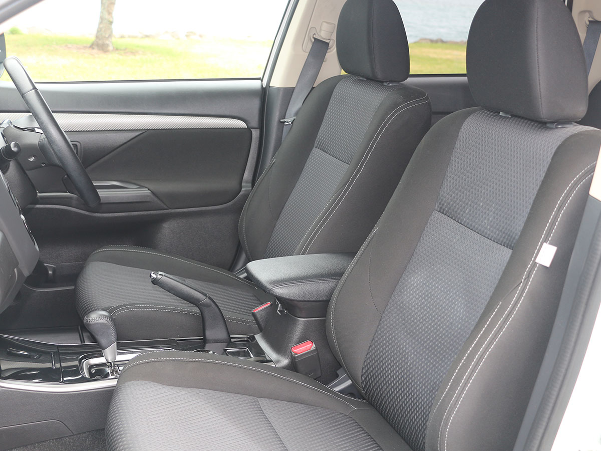 2018 Mitsubishi Outlander LS 2.0 Litre 2WD 7 Seater