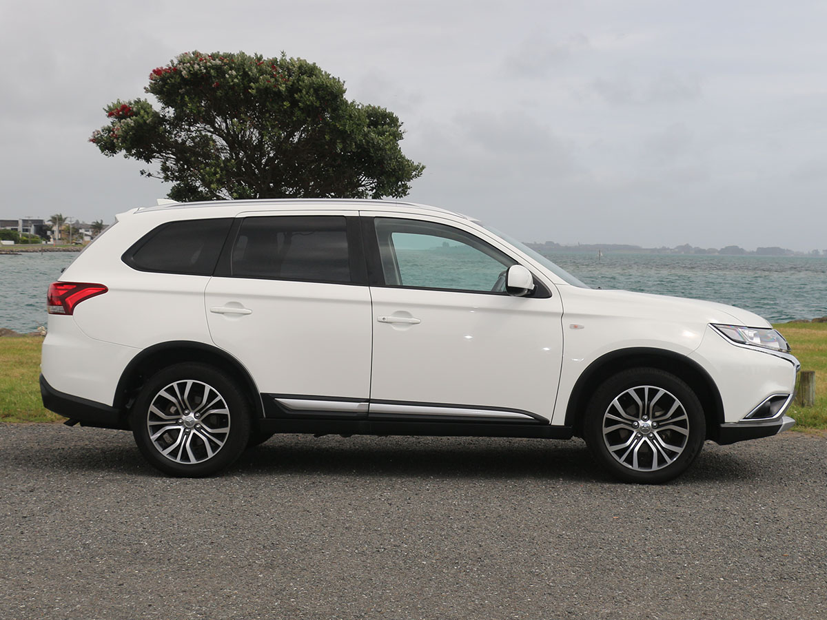 2018 Mitsubishi Outlander LS 2.0 Litre 2WD 7 Seater