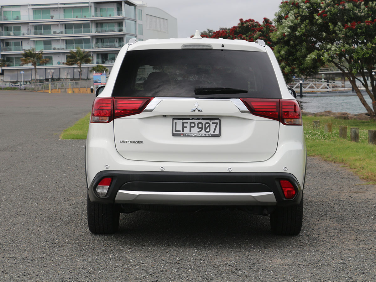 2018 Mitsubishi Outlander LS 2.0 Litre 2WD 7 Seater