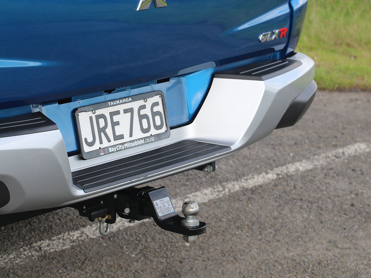 2016 Mitsubishi Triton GLXR 2.4L 2WD Diesel Turbo 6 Speed Manual