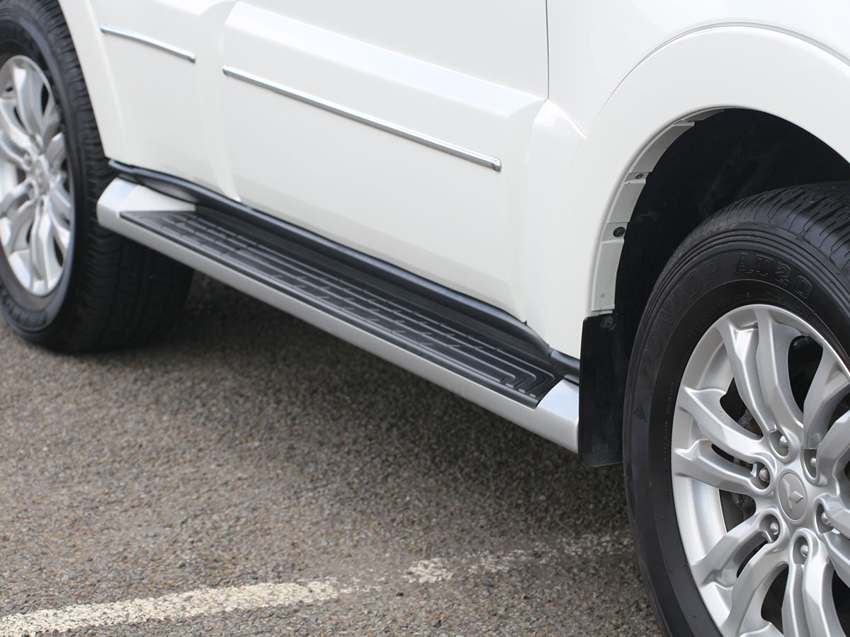 2019 Mitsubishi Pajero Exceed 3.2L Diesel 4WD 7 Seater Automatic