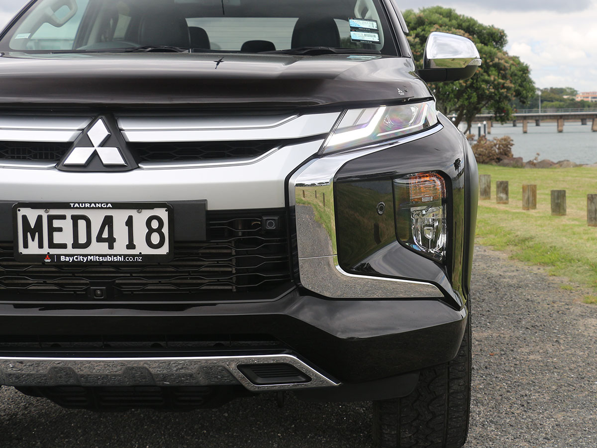 2019 Mitsubishi Triton VRX 2.4L Diesel Turbo 6 speed Auto