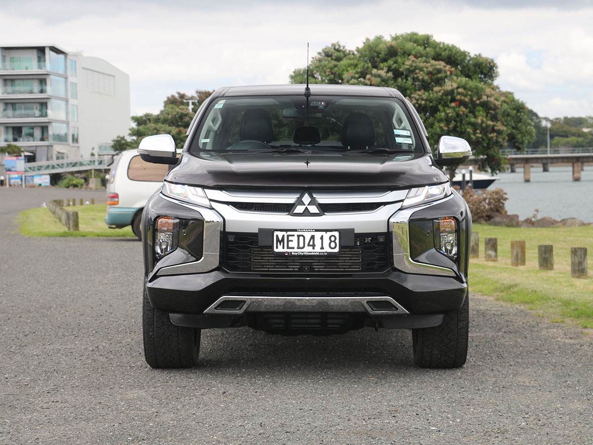 2019 Mitsubishi Triton VRX 2.4L Diesel Turbo 6 speed Auto