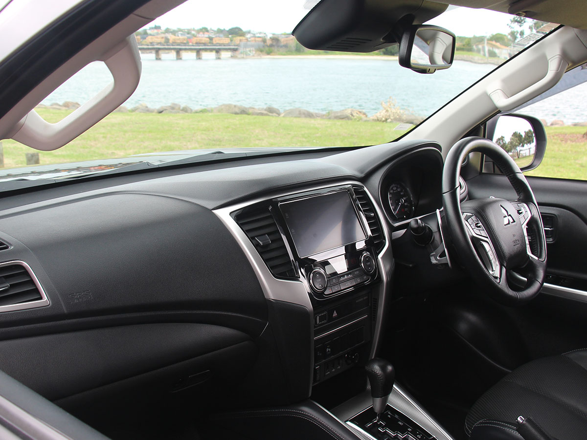 2019 Mitsubishi Triton VRX 2.4L Diesel Turbo 6 speed Auto