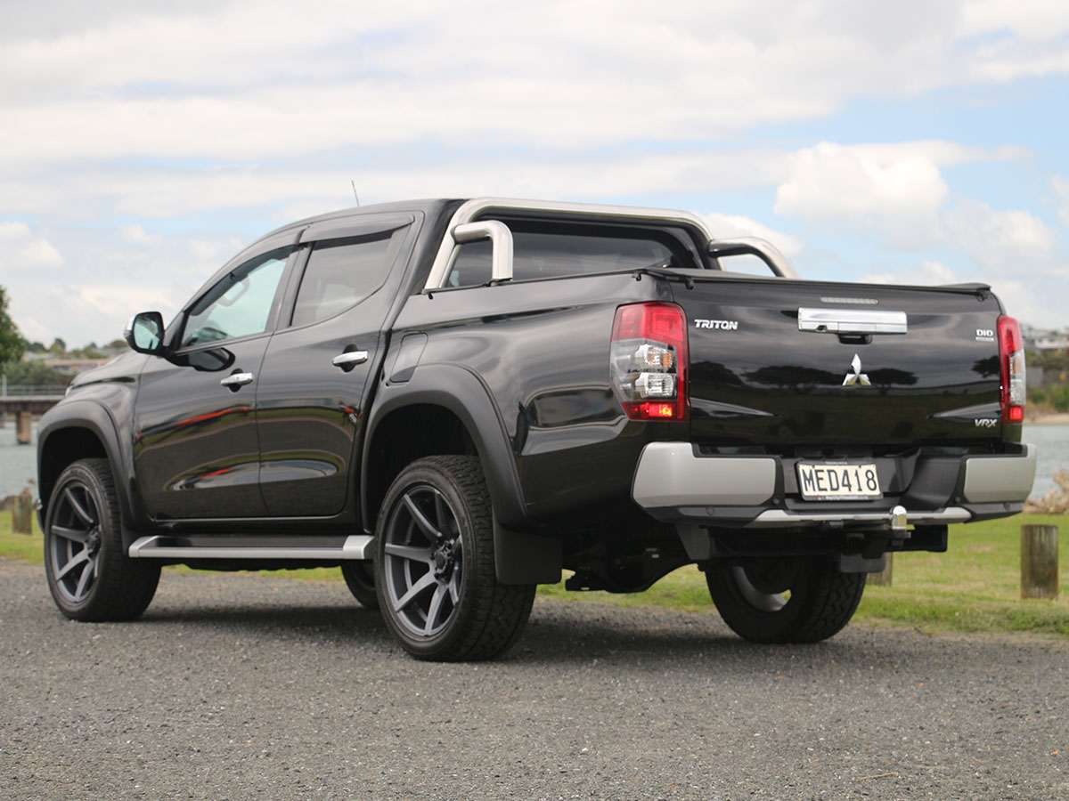 2019 Mitsubishi Triton VRX 2.4L Diesel Turbo 6 speed Auto
