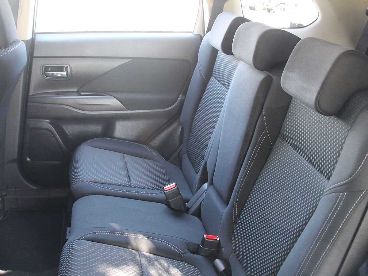 2021 Mitsubishi Outlander XLS 2.3L Diesel 4WD Automatic