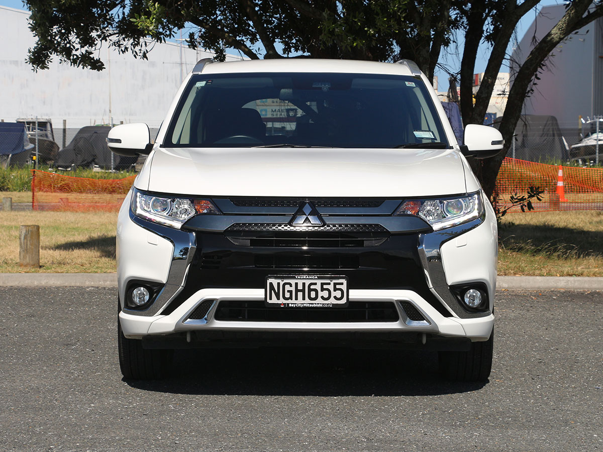 2021 Mitsubishi Outlander PHEV 4WD XLS