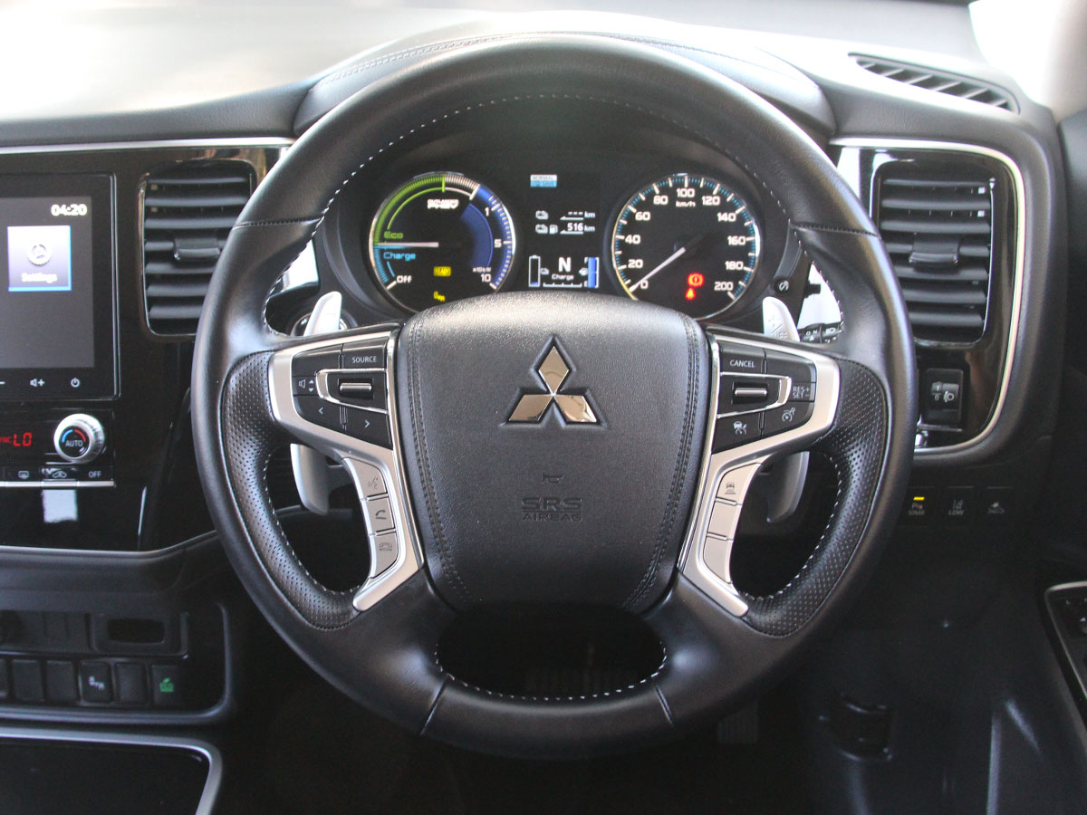 2021 Mitsubishi Outlander PHEV 4WD XLS