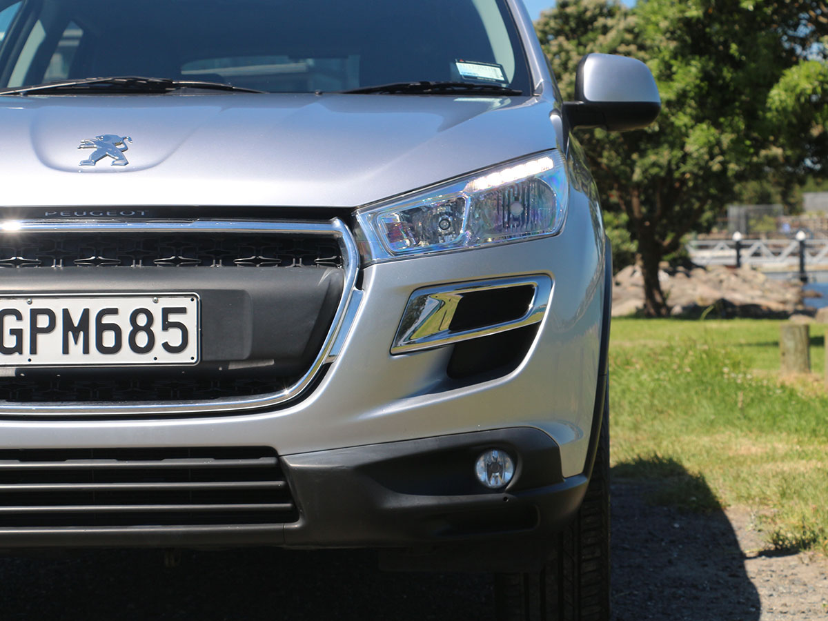 2012 Peugeot 4008 Allure 2X4 2.0L Petrol CVT Auto