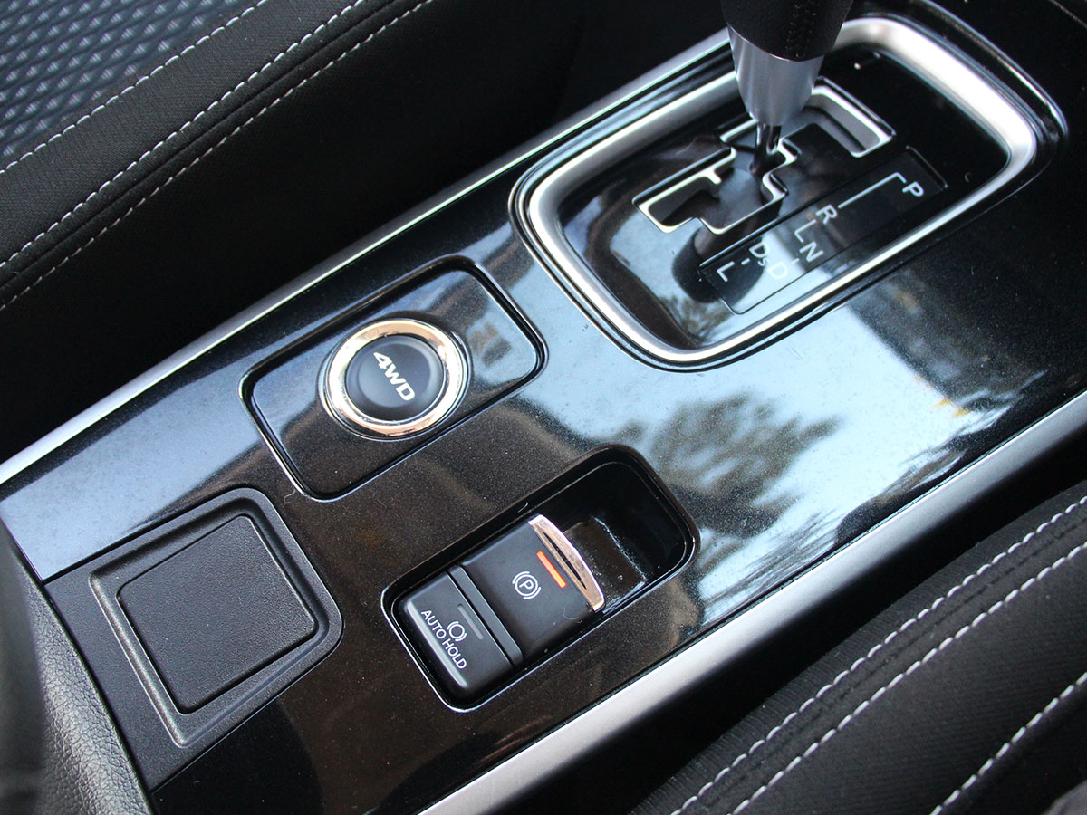 2017 Mitsubishi Outlander LS 4WD 2.4L Petrol 7 Seater Automatic