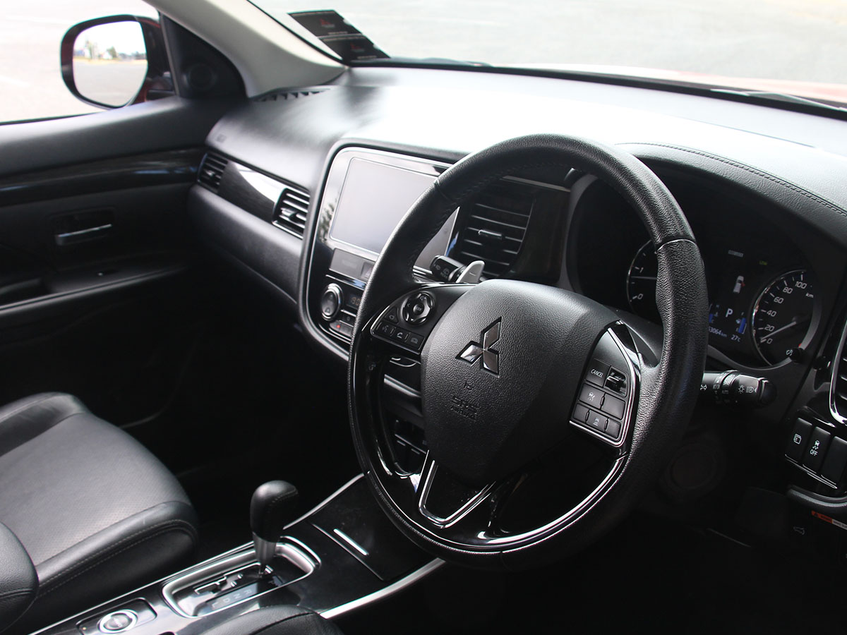 2018 Mitsubishi Outlander VRX 2.3L Diesel 4WD 7 Seater Auto