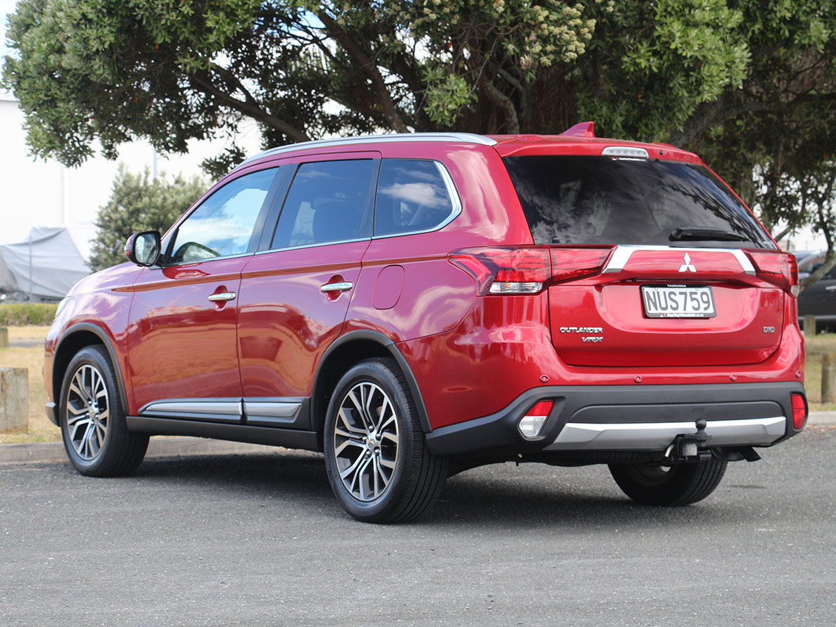 2018 Mitsubishi Outlander VRX 2.3L Diesel 4WD 7 Seater Auto