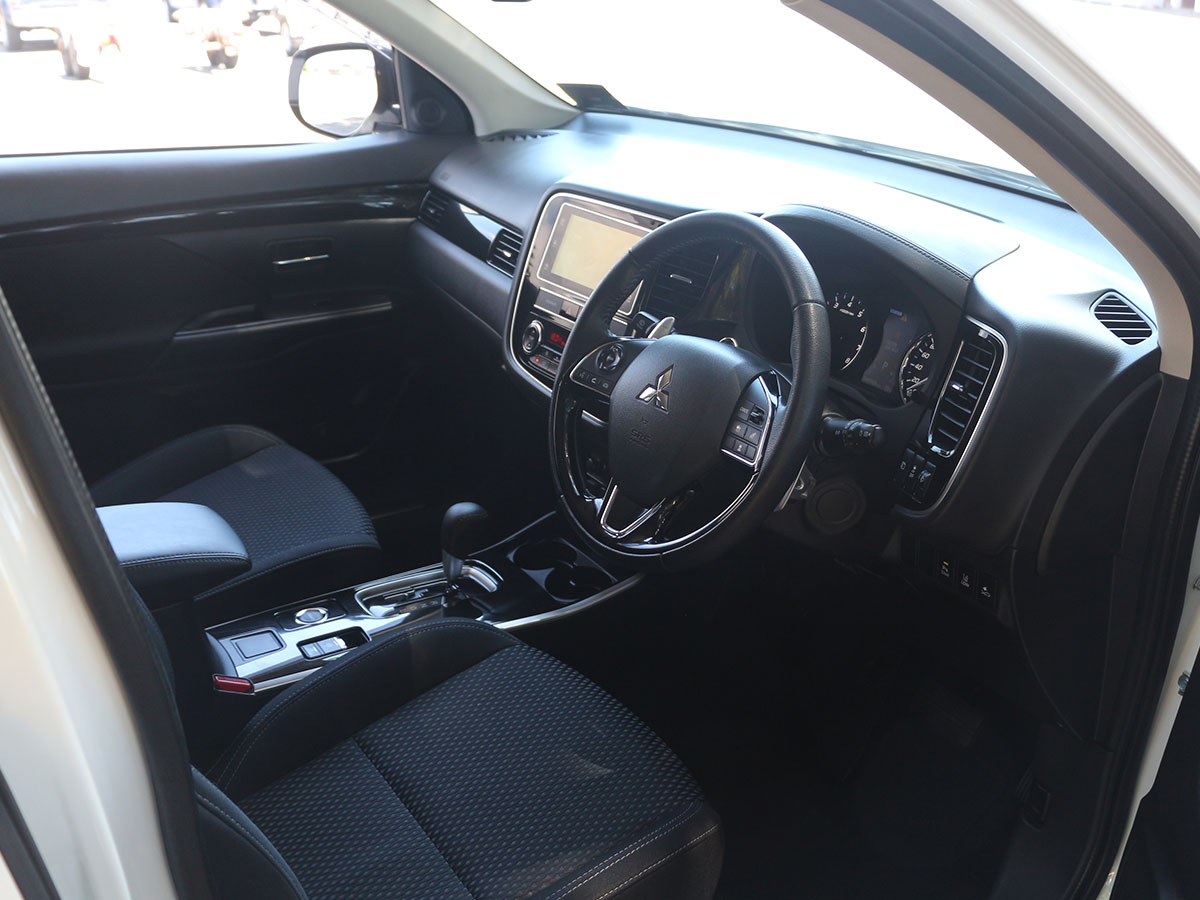 2019 Mitsubishi Outlander XLS 4WD 7 Seater 2.4L Petrol Automatic