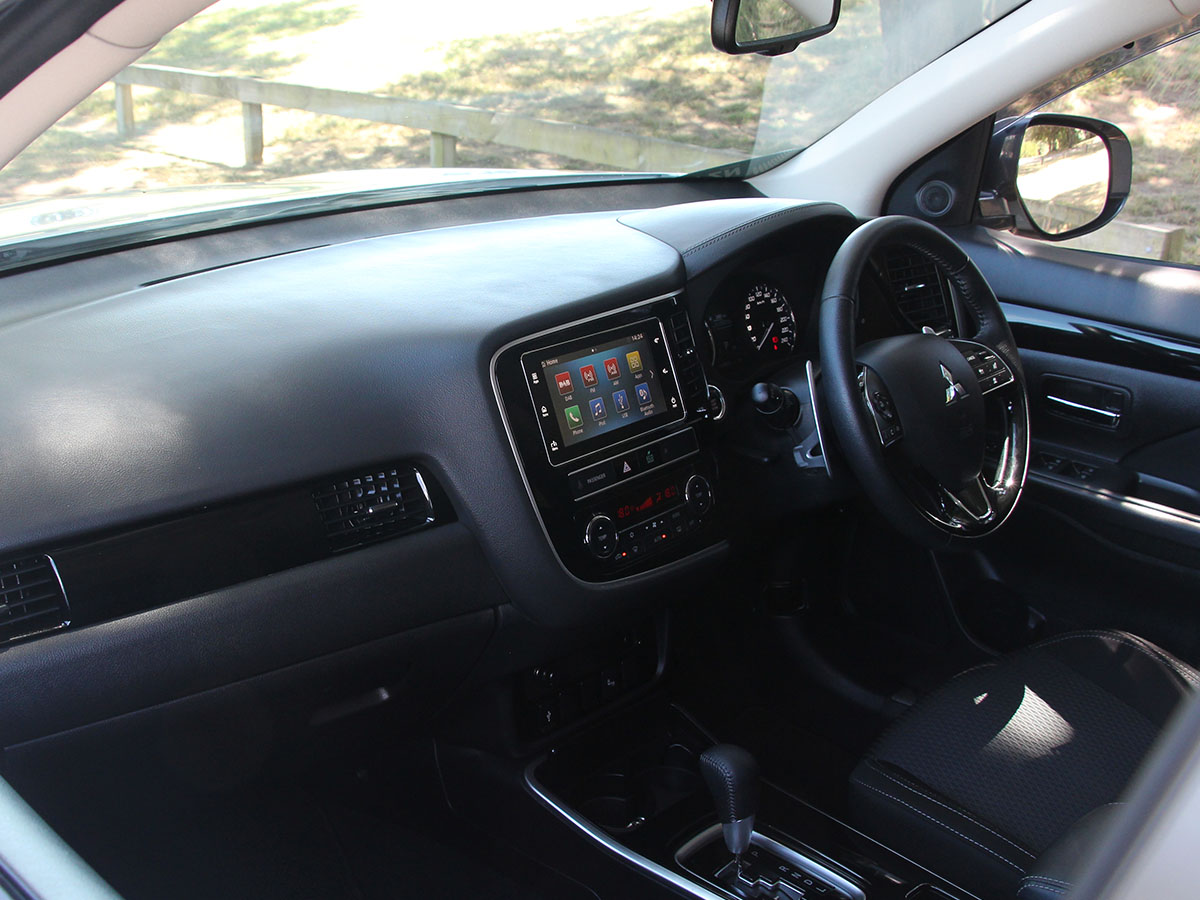 2019 Mitsubishi Outlander XLS 4WD 7 Seater 2.4L Petrol Automatic