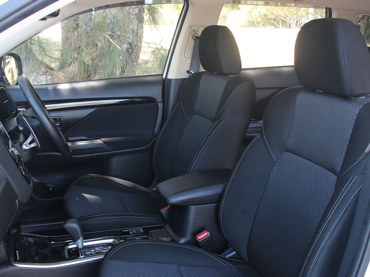 2019 Mitsubishi Outlander XLS 4WD 7 Seater 2.4L Petrol Automatic