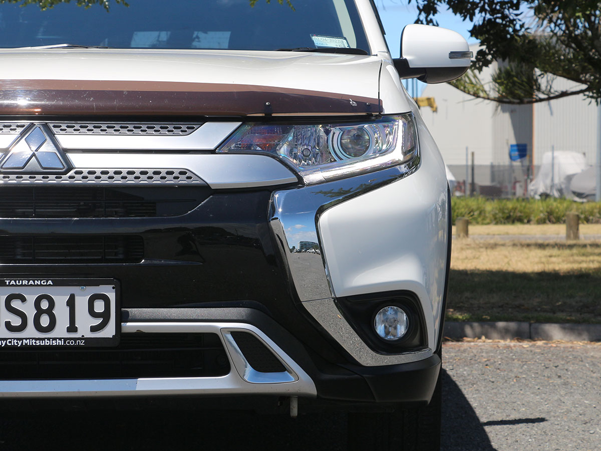 2019 Mitsubishi Outlander XLS 4WD 7 Seater 2.4L Petrol Automatic