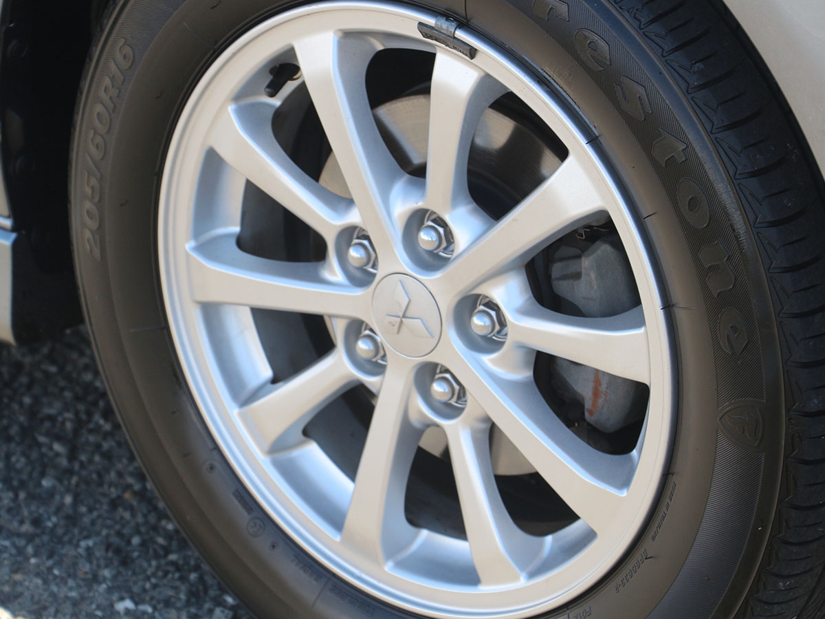 2013 Mitsubishi Lancer 2.0P Sei Sedan Auto