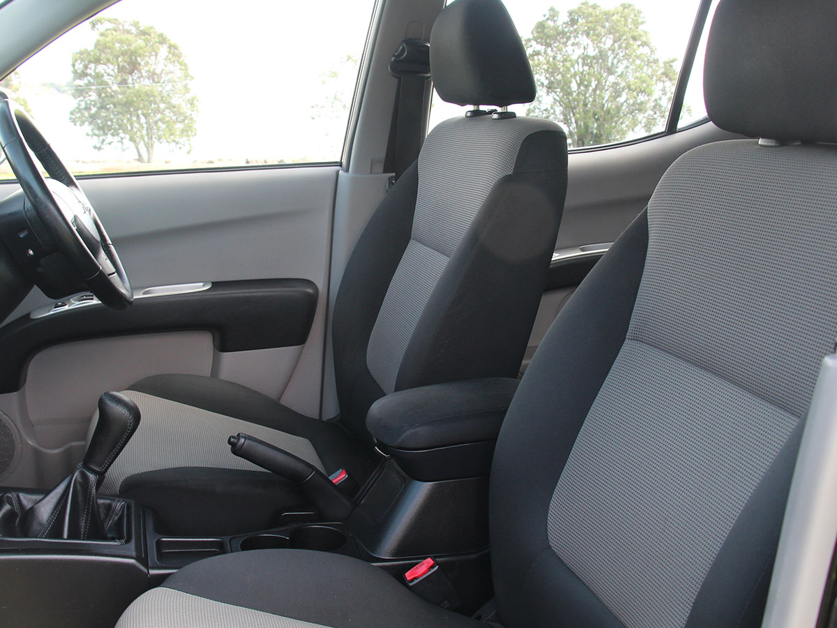 2015 Mitsubishi Triton GLX 2.5L Diesel Manual