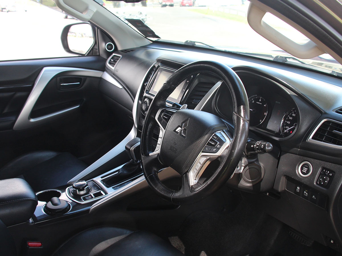 2016 Mitsubishi Pajero Sport VRX 2.4L Diesel 4WD 8 Speed Automatic