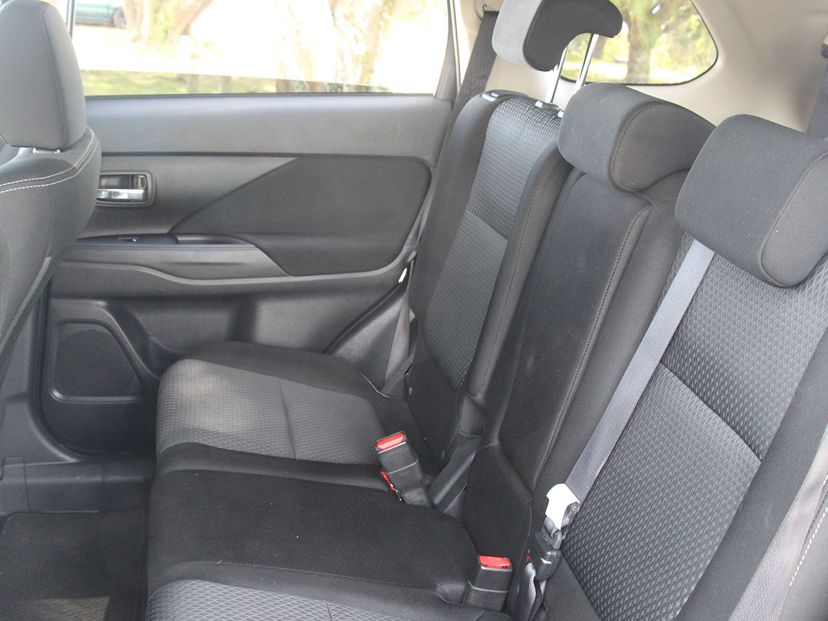 2018 Mitsubishi Outlander XLS 2.4L Petrol 4WD 7 Seater