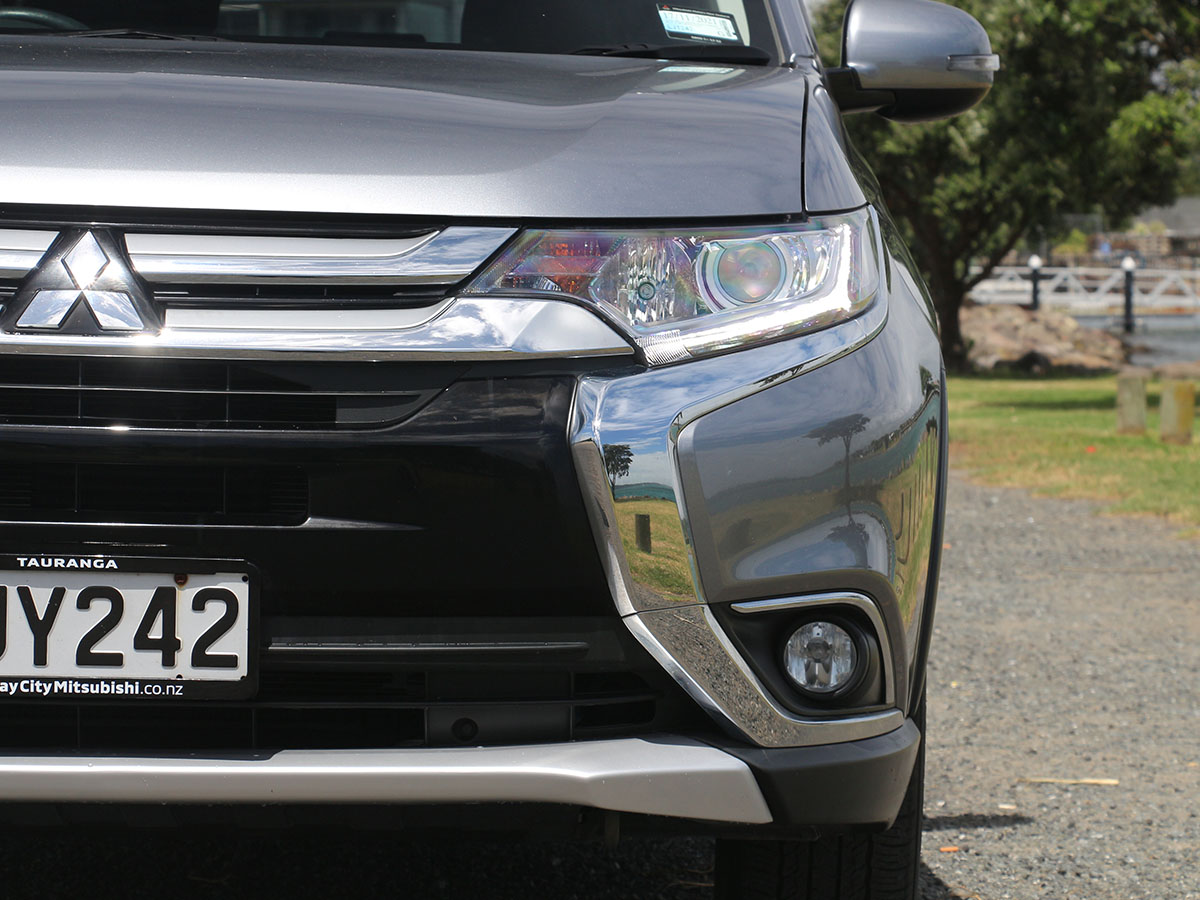 2018 Mitsubishi Outlander XLS 2.4L Petrol 4WD 7 Seater