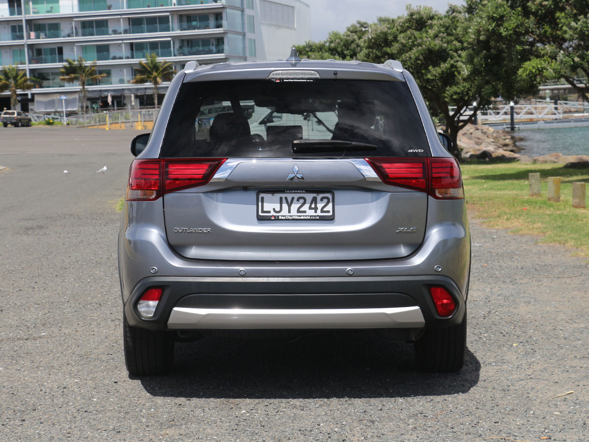 2018 Mitsubishi Outlander XLS 2.4L Petrol 4WD 7 Seater