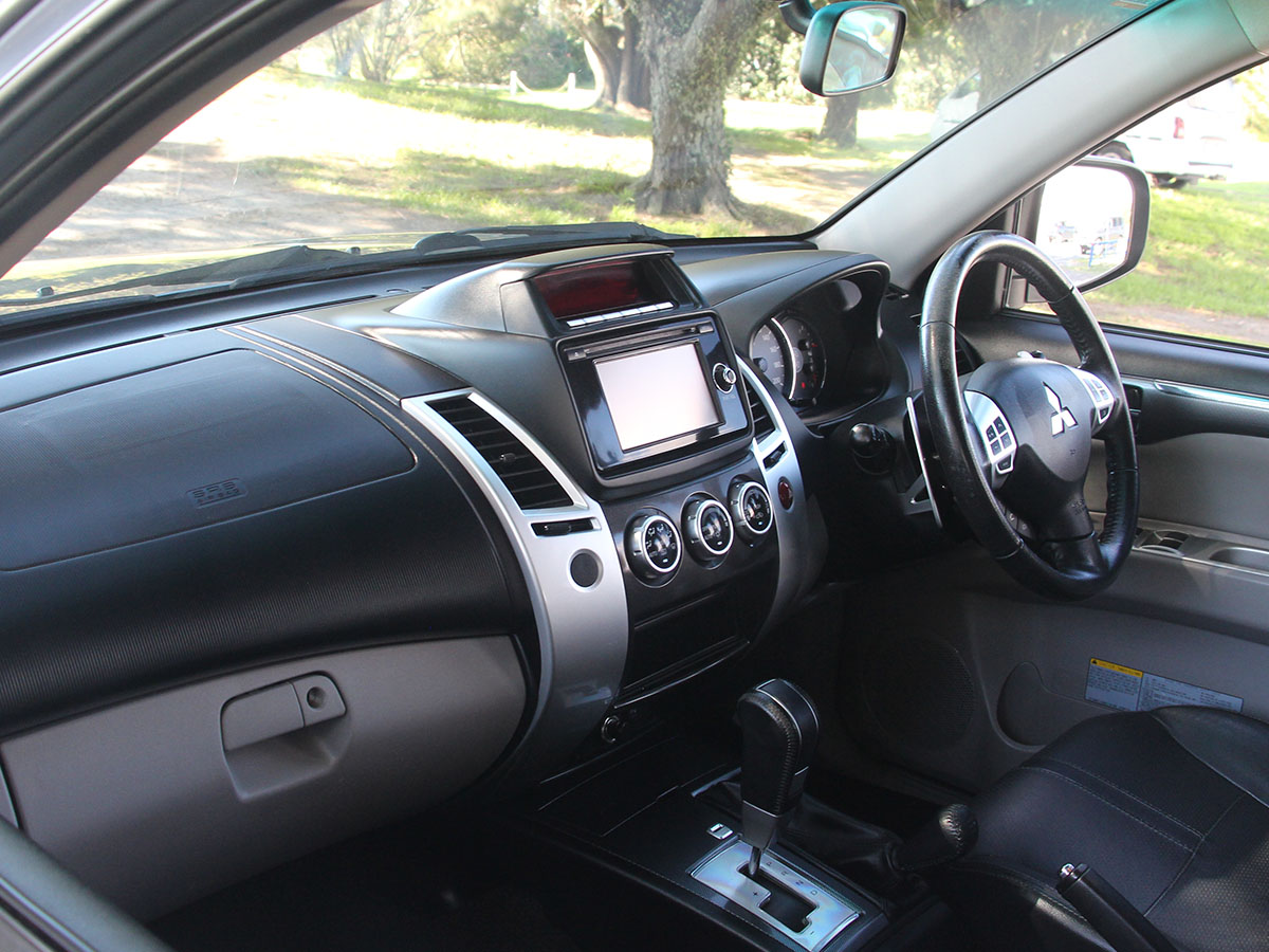 2015 Mitsubishi Challenger 2.5L Diesel 4WD 7 Seater