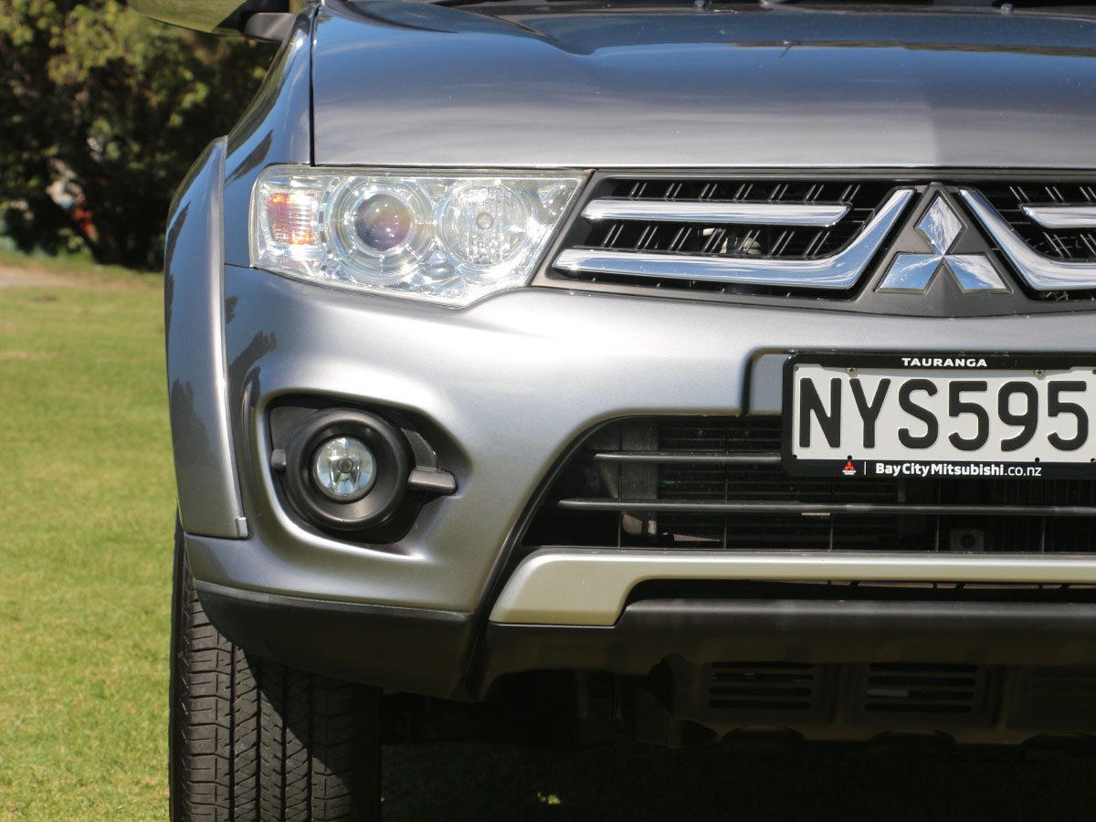 2015 Mitsubishi Challenger 2.5L Diesel 4WD 7 Seater