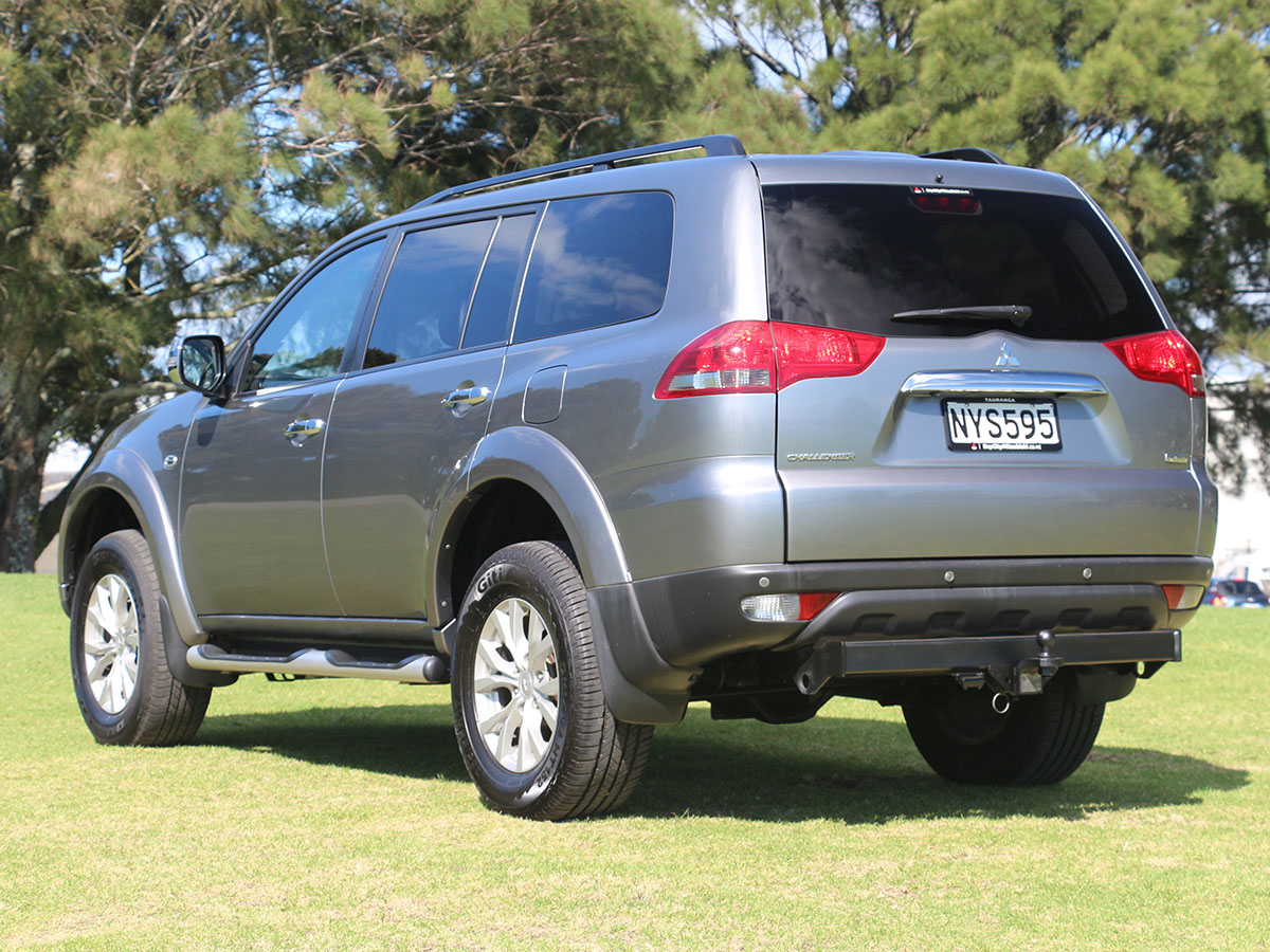 2015 Mitsubishi Challenger 2.5L Diesel 4WD 7 Seater