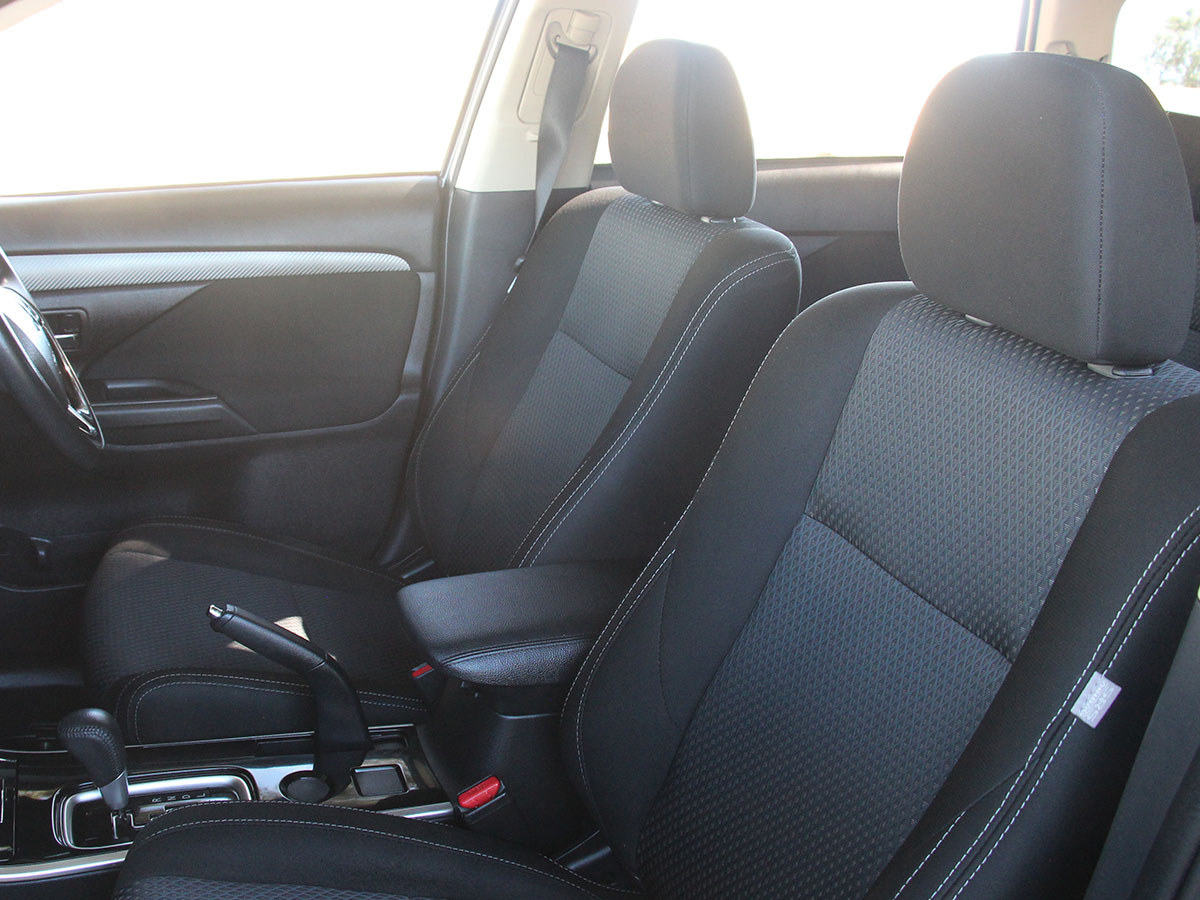 2017 Mitsubishi Outlander XLS 2.0L 2WD Petrol Automatic