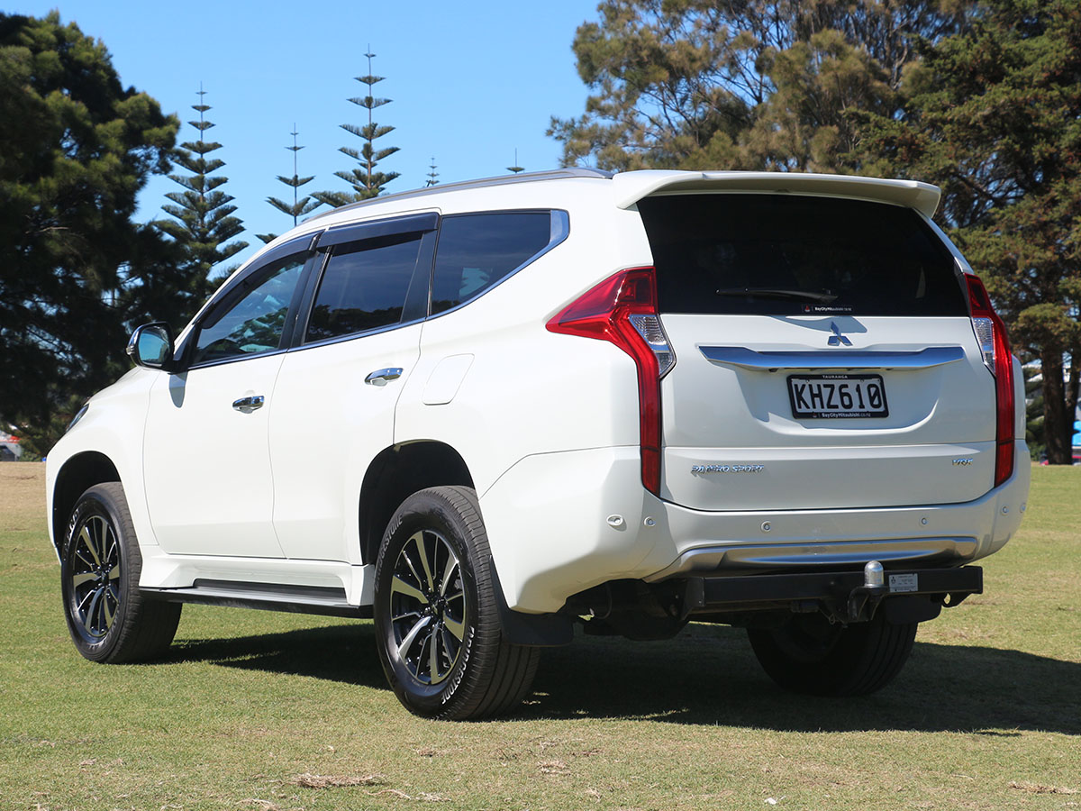 2017 Mitsubishi Pajero Sport VRX 2.4L Diesel 4WD 8 Speed Automatic