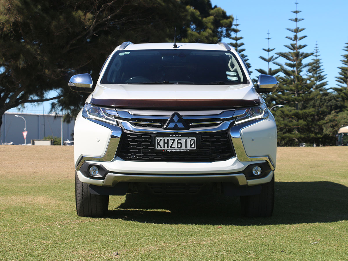 2017 Mitsubishi Pajero Sport VRX 2.4L Diesel 4WD 8 Speed Automatic