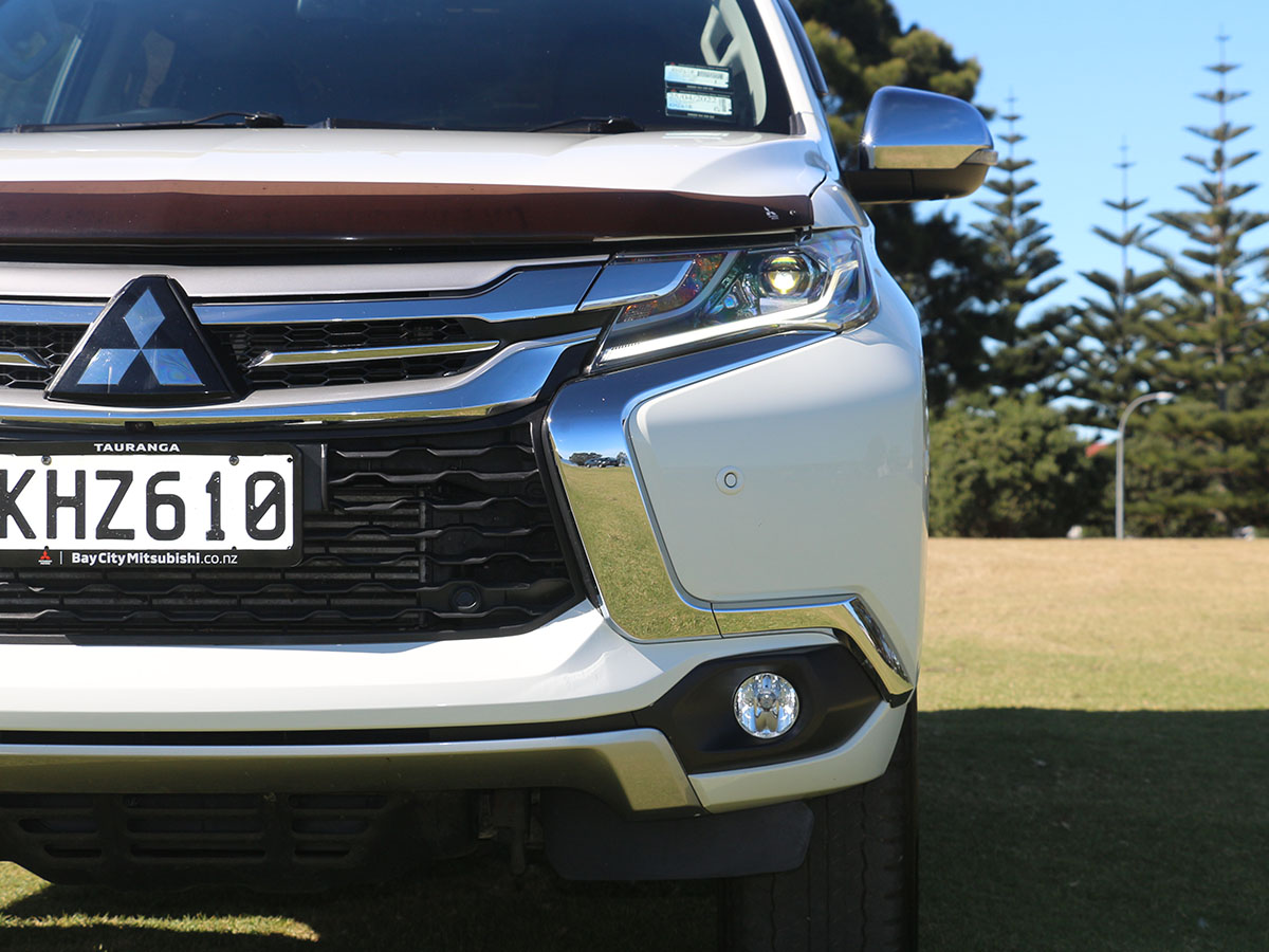 2017 Mitsubishi Pajero Sport VRX 2.4L Diesel 4WD 8 Speed Automatic