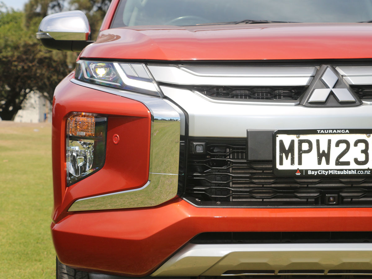 2020 Mitsubishi Triton VRX 2.4L Diesel 2WD 6 Speed Auto