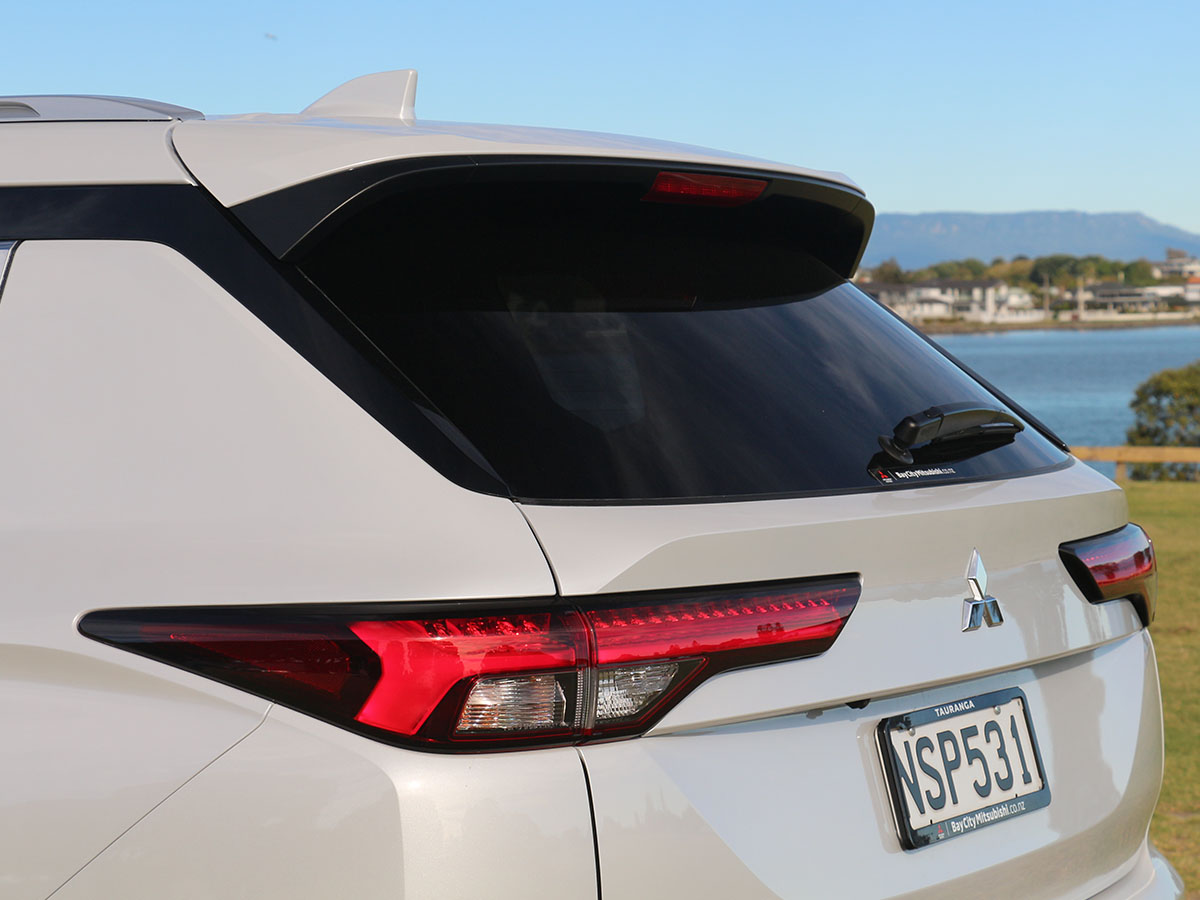 2021 Mitsubishi Outlander VRX 2.5L Petrol 2WD 7 Seater