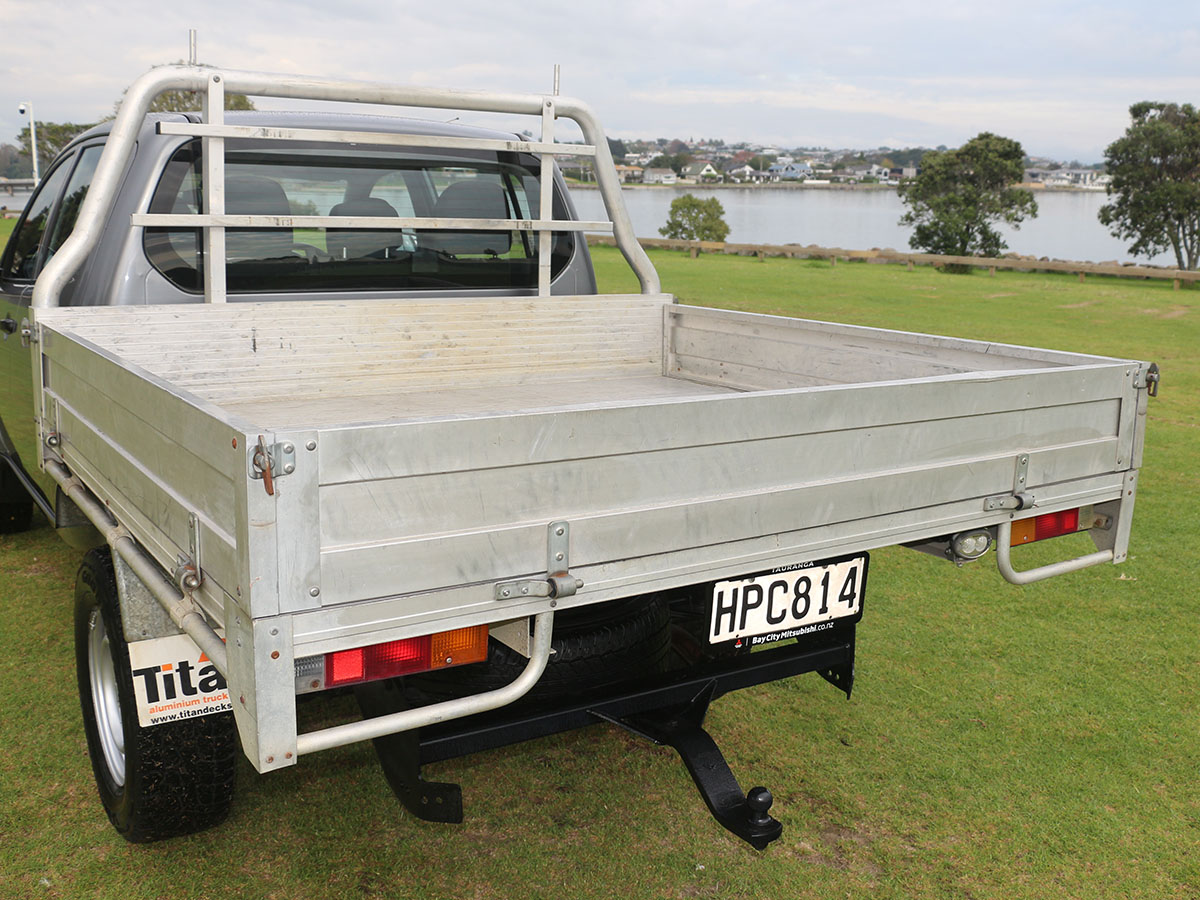 2014 Mitsubishi Triton 2.5L Diesel 4WD Manual