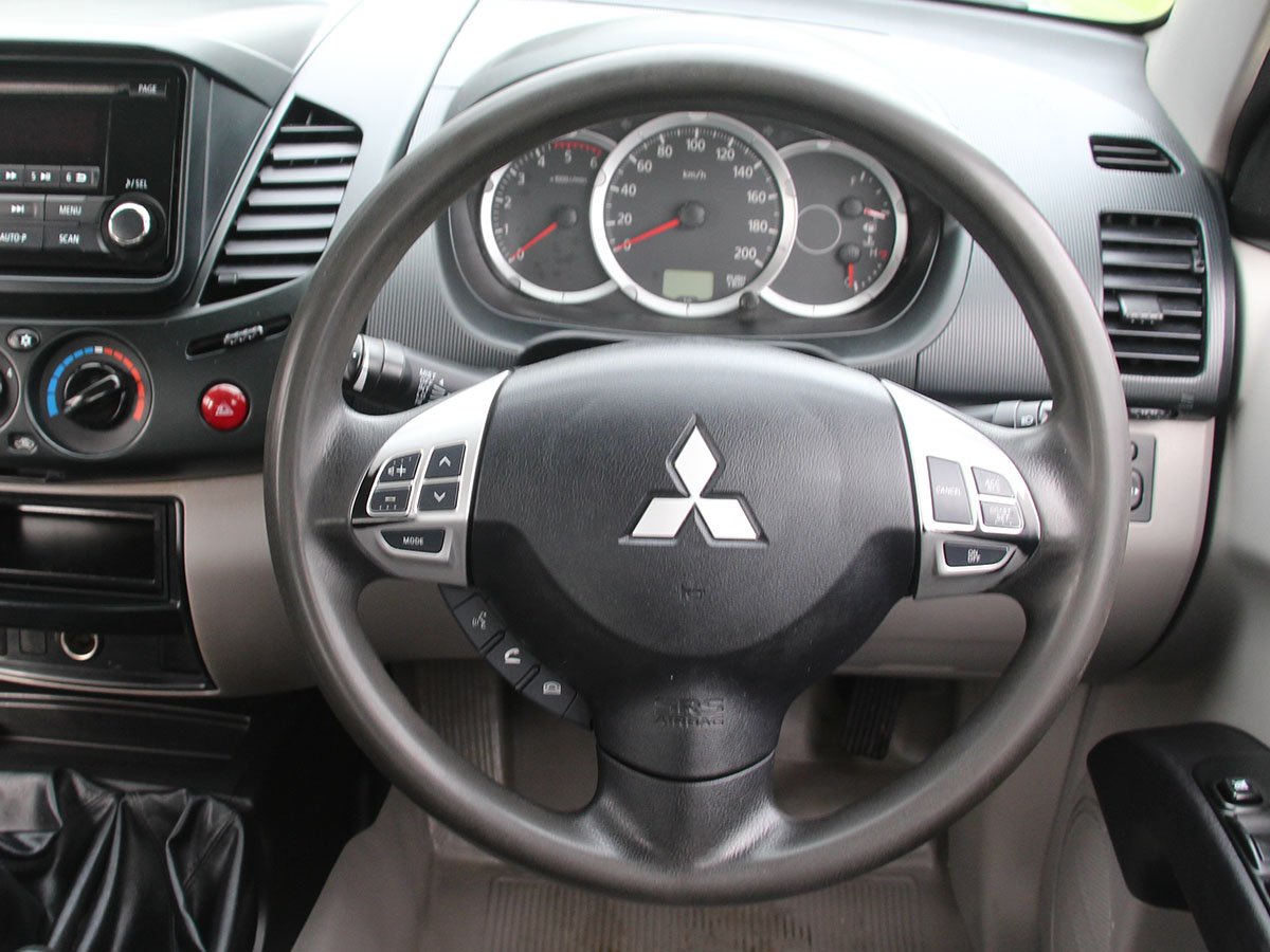 2014 Mitsubishi Triton 2.5L Diesel 4WD Manual