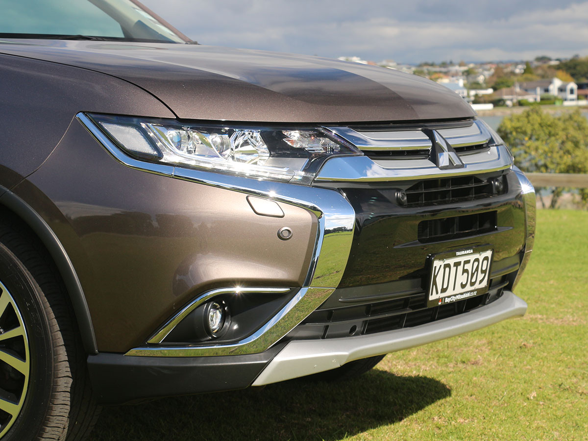2016 Mitsubishi Outlander VRX 2.3L Diesel 4WD 7 Seater 6 Speed Auto
