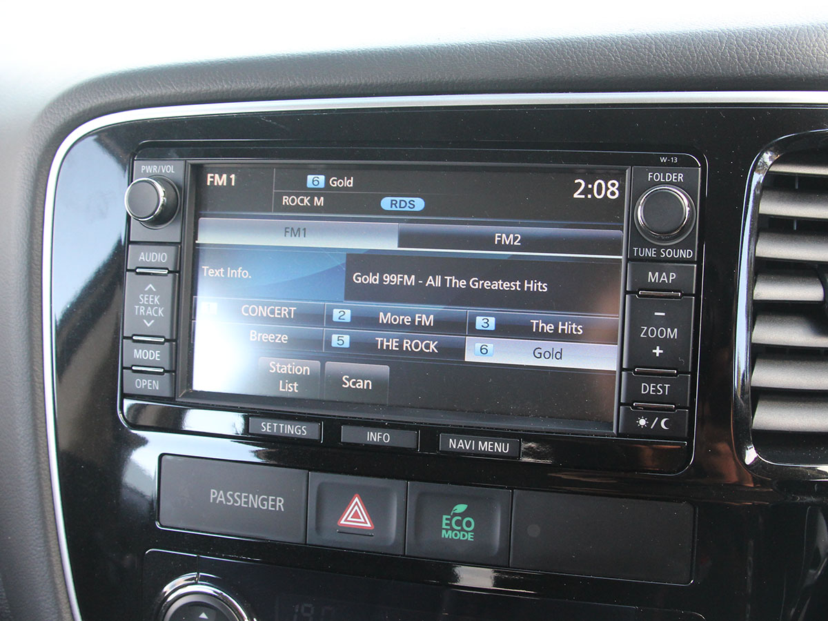 2015 Mitsubishi Outlander VRX 2.4L Petrol 4WD 7 Seater