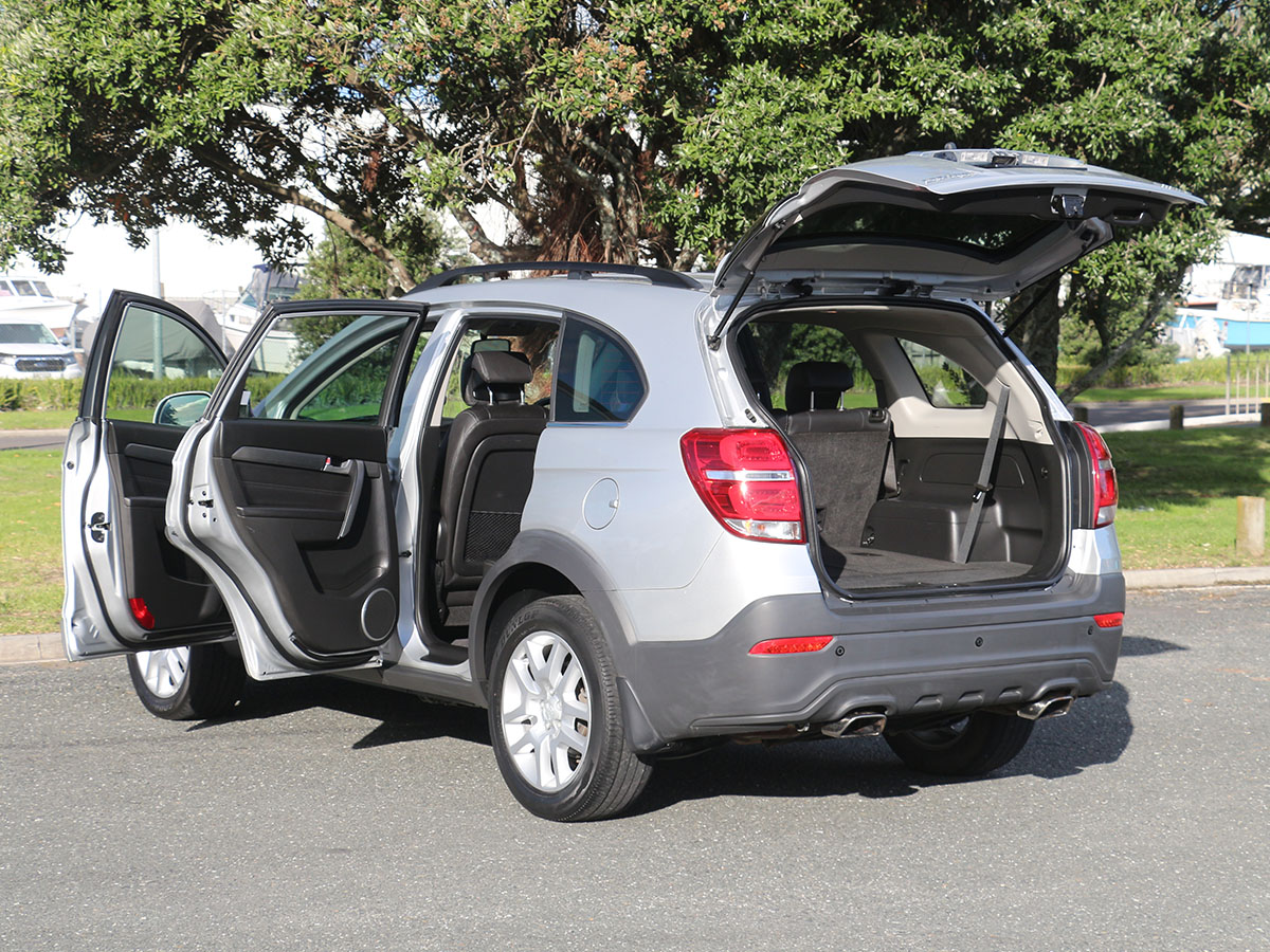 2018 Holden Captiva LS Equipe 7 Seater 2.4L Petrol 6 Speed Auto